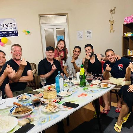 Infinity Hostel & Tour Yerevan Ngoại thất bức ảnh