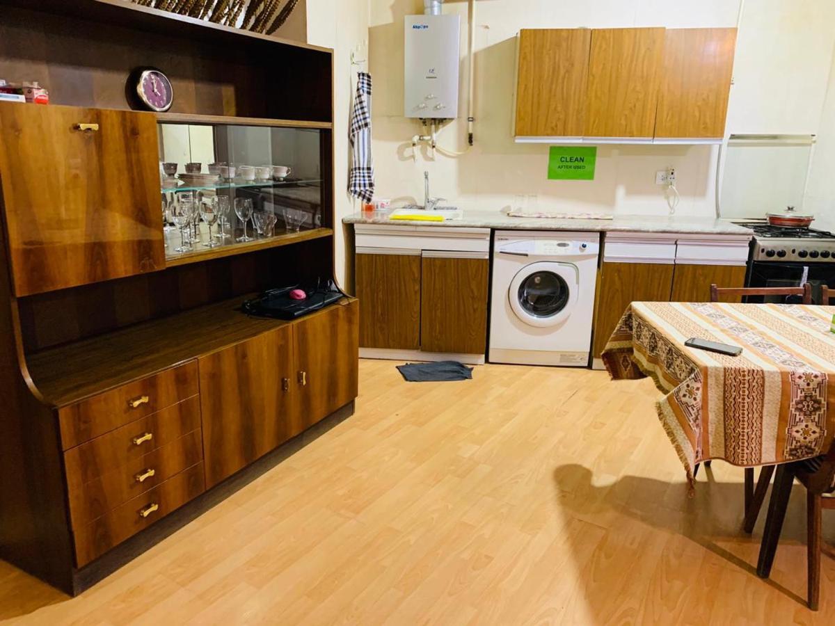 Infinity Hostel & Tour Yerevan Ngoại thất bức ảnh