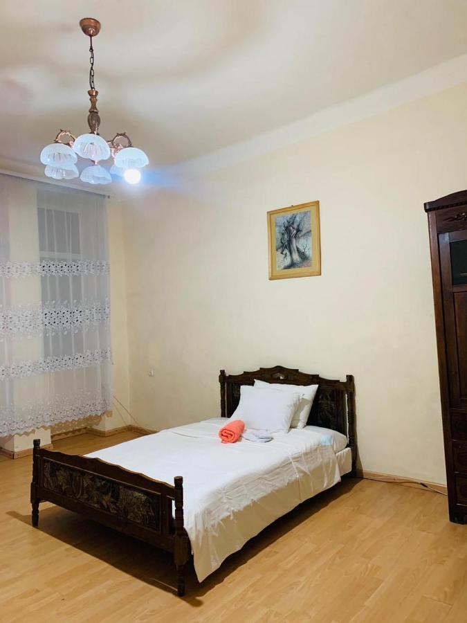 Infinity Hostel & Tour Yerevan Ngoại thất bức ảnh