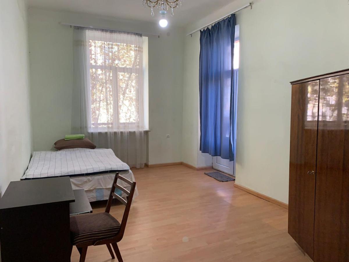 Infinity Hostel & Tour Yerevan Ngoại thất bức ảnh