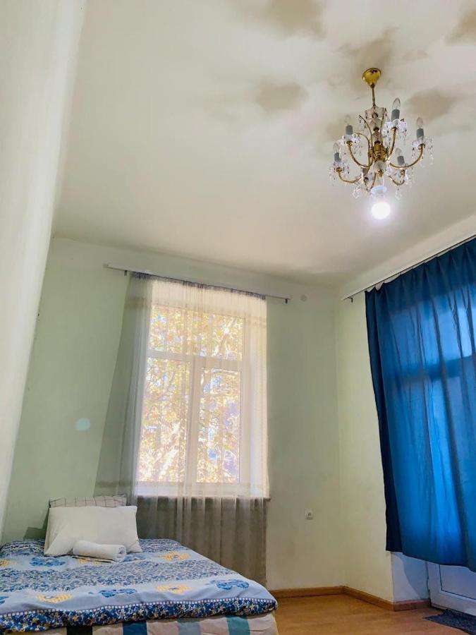 Infinity Hostel & Tour Yerevan Ngoại thất bức ảnh